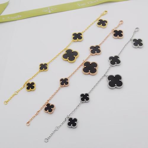 Van Cleef & Arpels bracelet 01lyh40